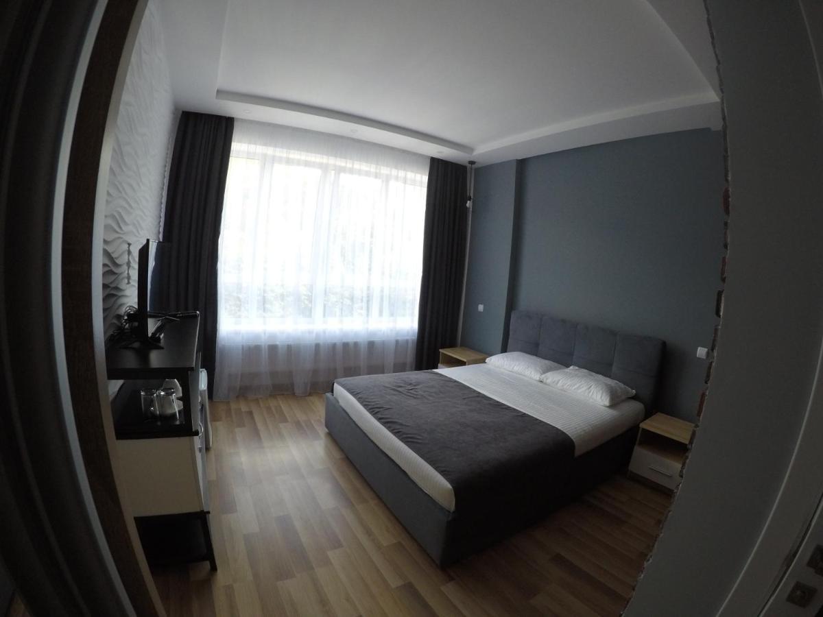Edelberg Apartments Tatariv Luaran gambar